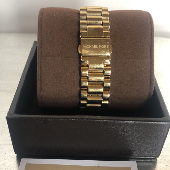 Michael Kors Unisex Gold Watch - Picture 6 of 6